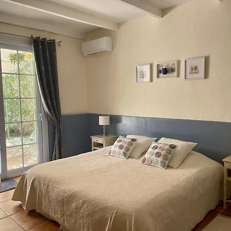Domaine Au Coeur Des Alpilles Bed & Breakfast Maussane-les-Alpilles Exterior photo