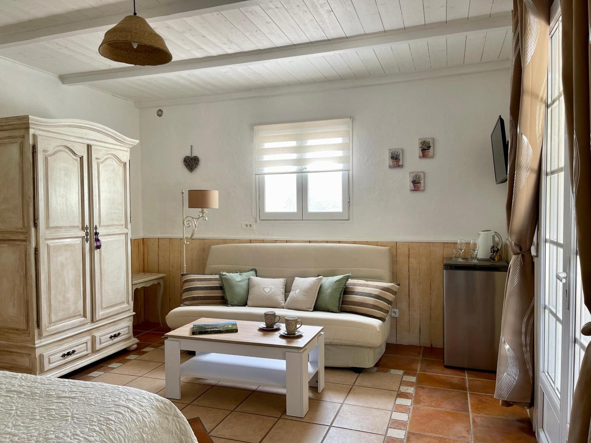 Domaine Au Coeur Des Alpilles Frühstückspension